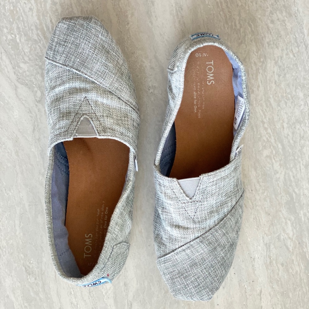Toms Canvas SlipOns  Ladies Sz 10